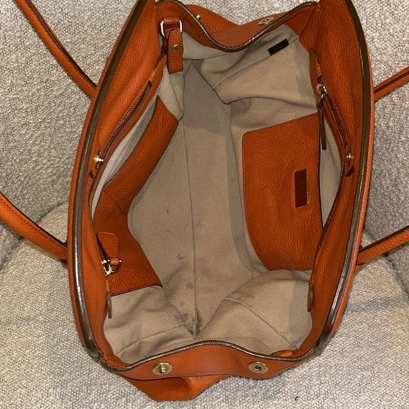 Prada leather bag - Picture 3 of 4